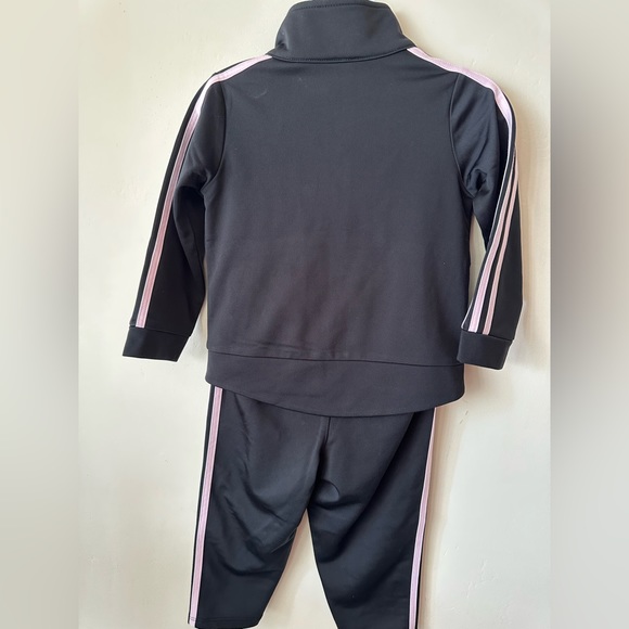 18 M Adidas TrackSuit Set Toddler Girl jacket / pants - Picture 4 of 5